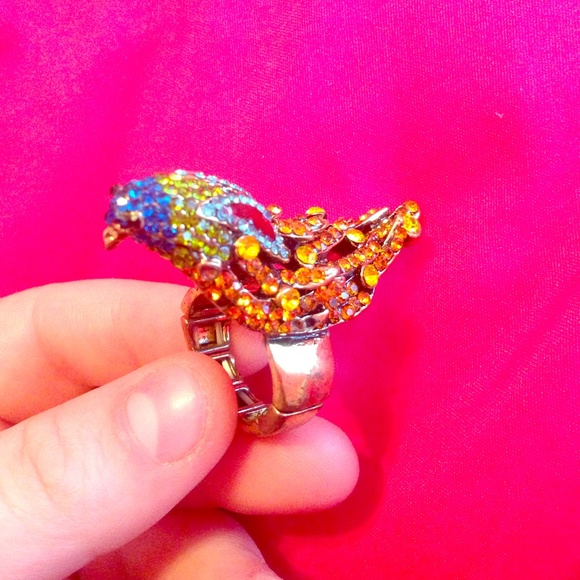 Sparkly bird stretch ring