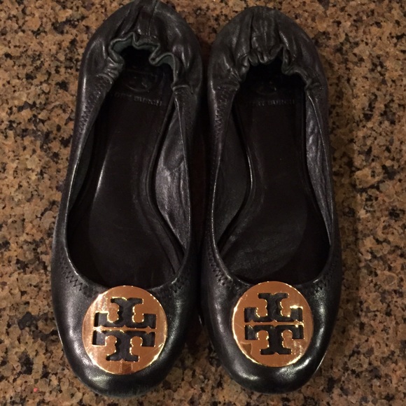SOLD Tory Burch Reva Flats Sz 7 Black and Gold