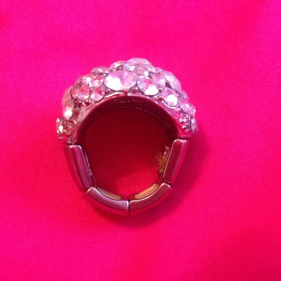 Flashy stretch ring - Picture 2 of 3