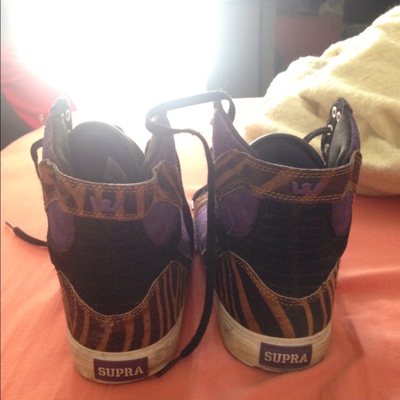 Trade - Picture 3 of 4