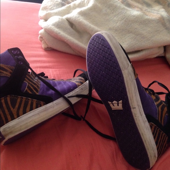 Trade - Picture 4 of 4