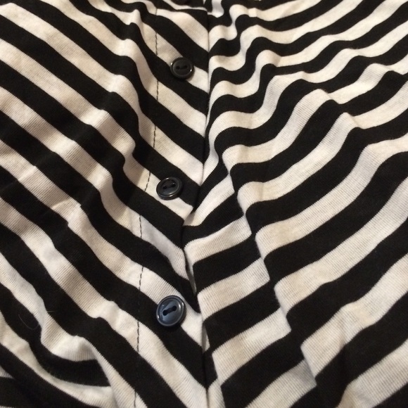 SOLD IN BUNDLE Black and white maxi - Picture 3 of 3