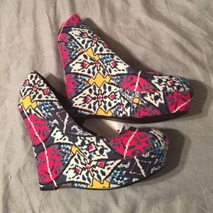 Colorful wedges