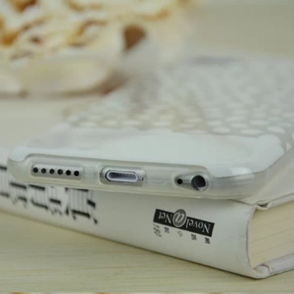 White iPhone 6 Case - Picture 2 of 3