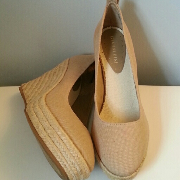 Gianni Bini Sand Canvas and Jute Espadrilles - Picture 3 of 4