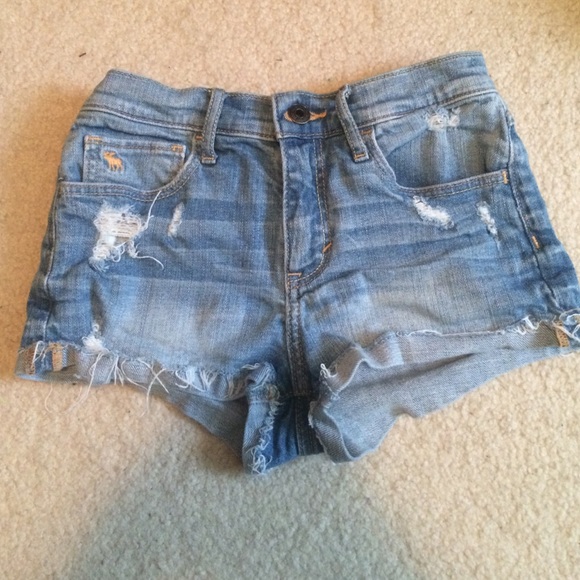 High waisted Abercrombie jean shorts