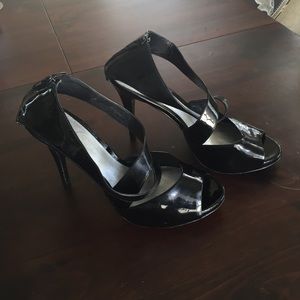 Carlos Santana Sexy Heels with Back Zipper