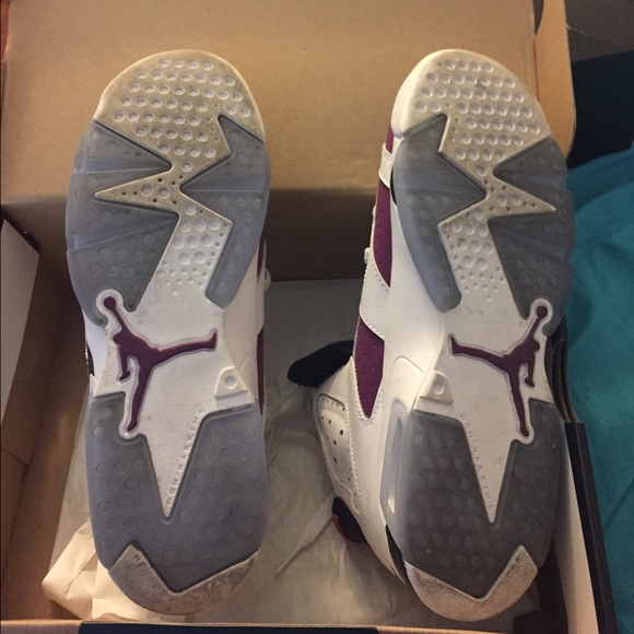 Jordan's - Picture 2 of 4