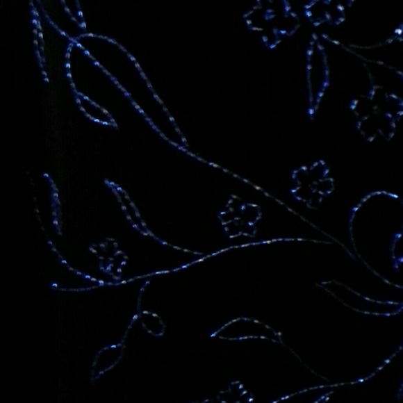 SOLD IN A BUNDLE - Picture 3 of 4