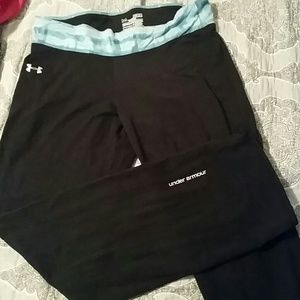 Under Armour yoga pants size M
