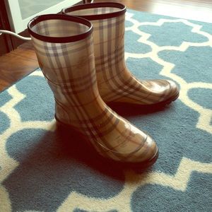 Burberry rain boots