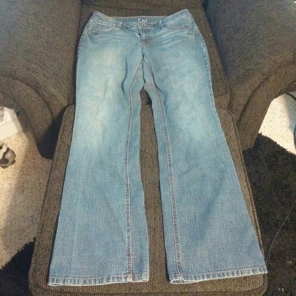 Apt 9 jeans