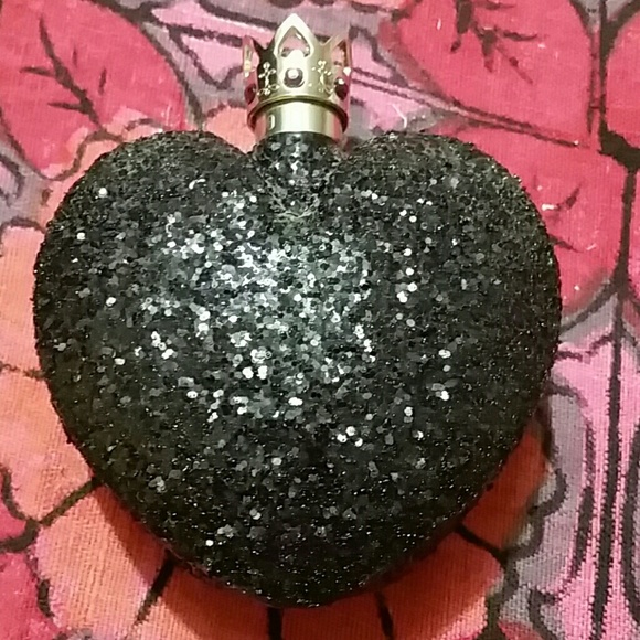 Vera Wang Night perfume
