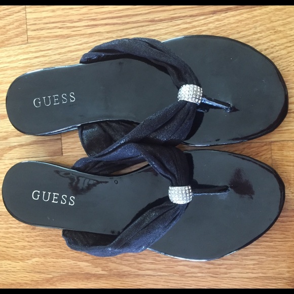 AUTHENTIC GUESS SANDALS