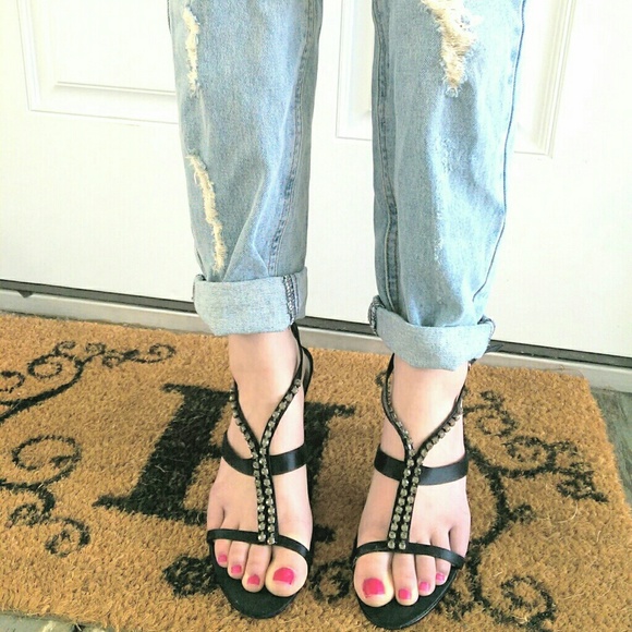 🎊🎉HOST PICK🎉Nine West Rhinestone Heels - Picture 2 of 4
