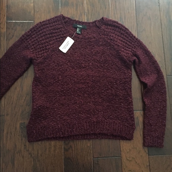 super comfy maroon colored sweater