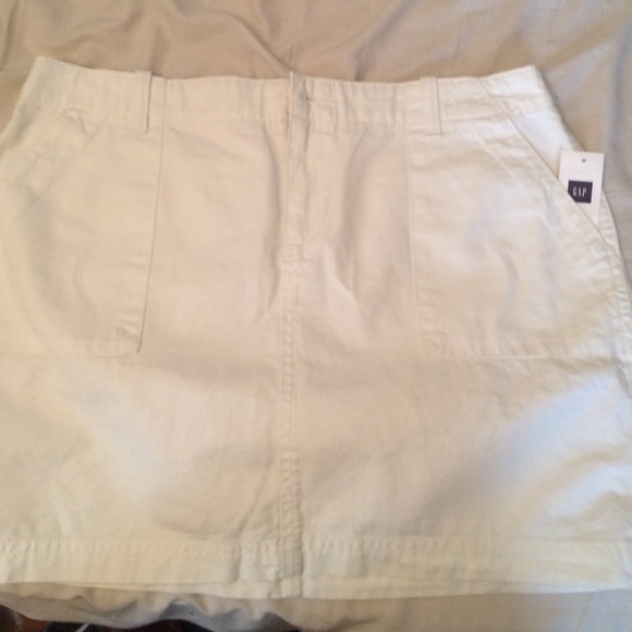 Preppy Chic Brand New Gap Skirt