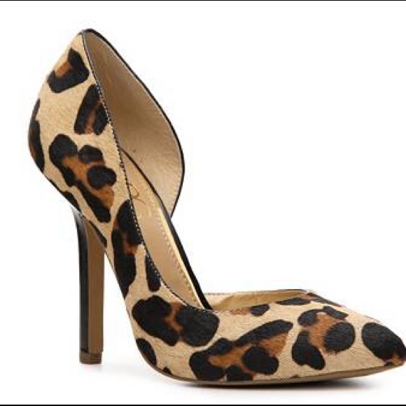 BCBG Paris Jaze Leopard Pump