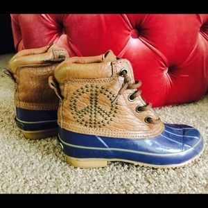 Bean style kicks by Lucky Brand 🍀