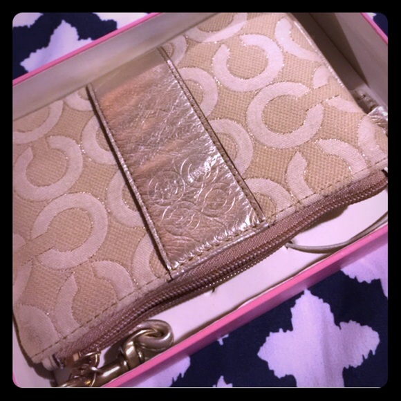 ❗️ ❗️ COACH WRISTLET