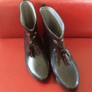 On Sale! Nice All Weather Ankle Boot