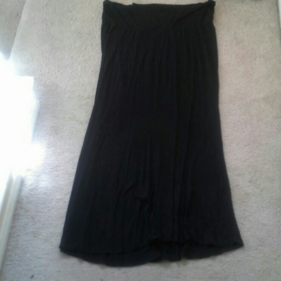 ♡♡♡Bundled♡♡♡Liz Lange Maternity Maxi Skirt
