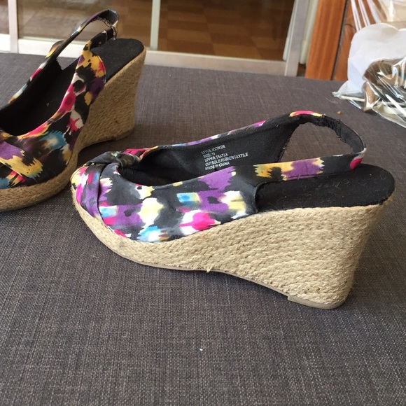 High heel wedge peep toe shoe - Picture 2 of 2