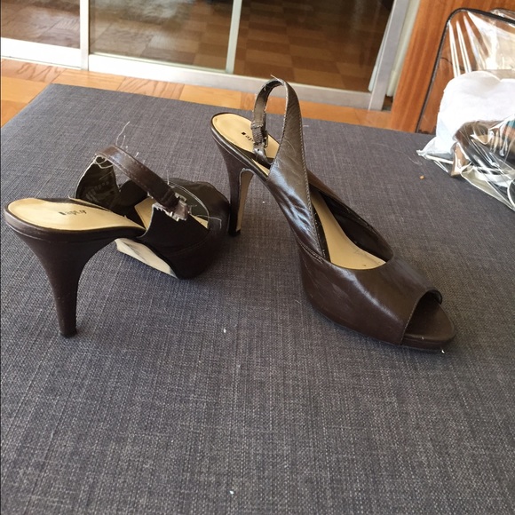 Apt 9 brown leather professional high heels