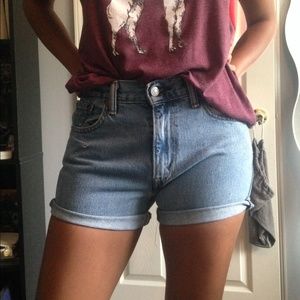 Vintage high waisted Levi shorts