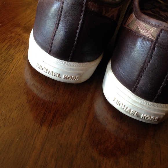 MK shoes - Picture 2 of 4