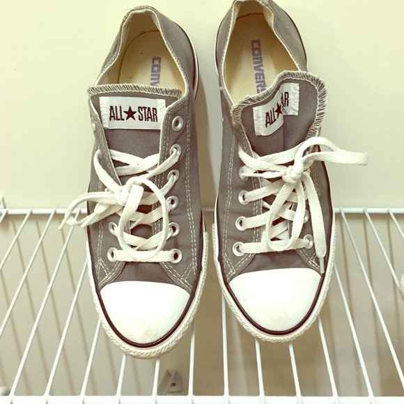 Grey converse