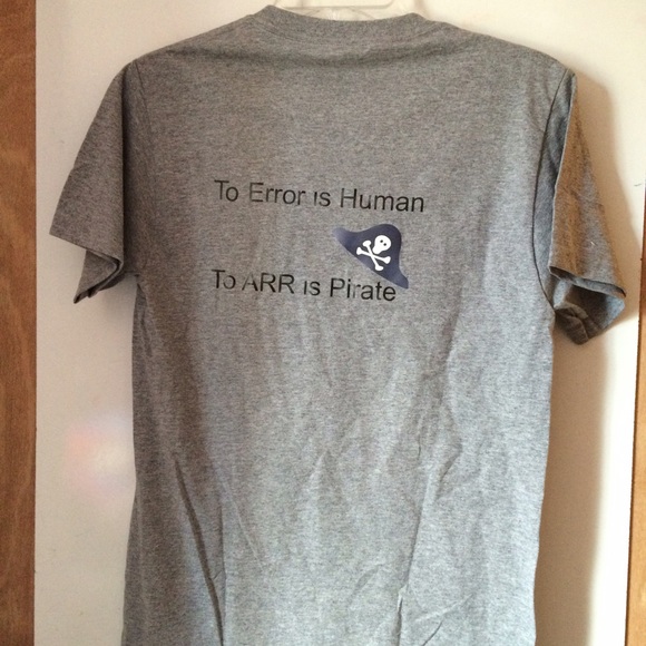 Gray tee with quote