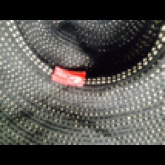 Sun hat/rain hat - Picture 4 of 4