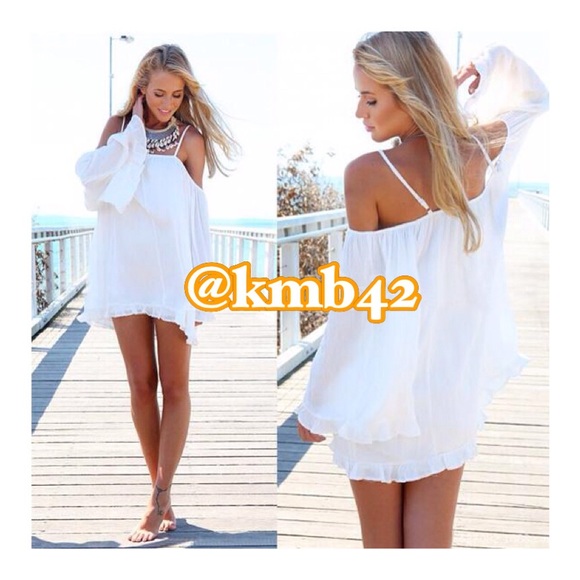 Dresses & Skirts - Off Shoulder Beauty