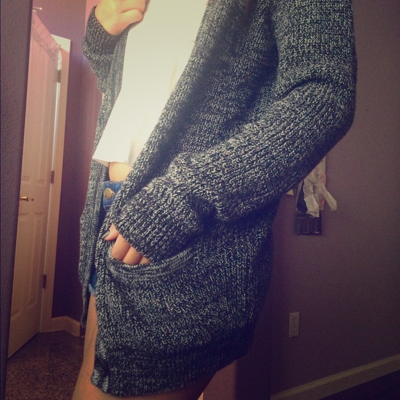 Knit cardigan
