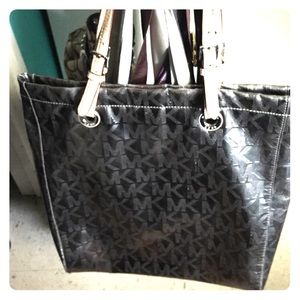 Authentic MK shoulder bag