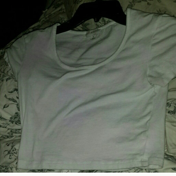 White crop top