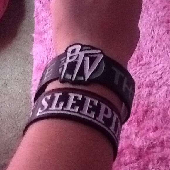 PTV and SWS rubber bracelets