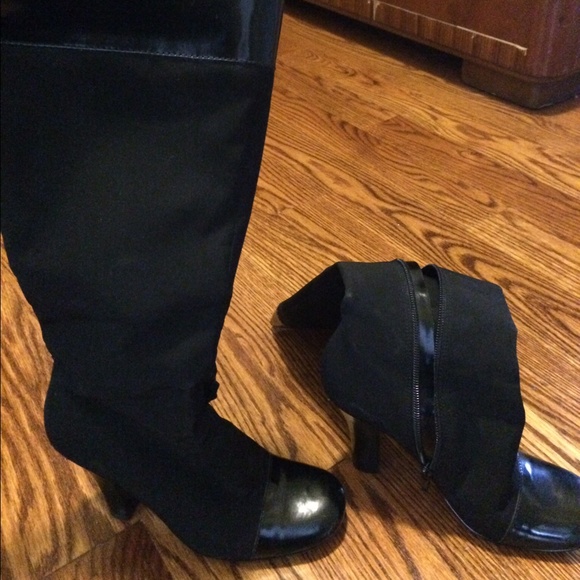 Tahari fabric and patent boots - Picture 2 of 4