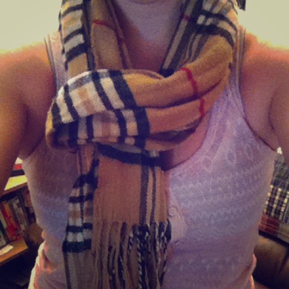 Burberry scarf for sale!