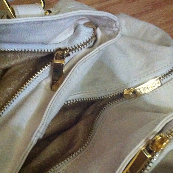 Bundle - Picture 3 of 4