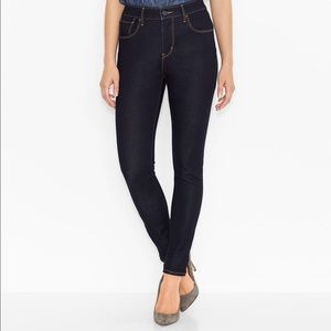 Levi's High Rise Demi Curve Skinny Jeans