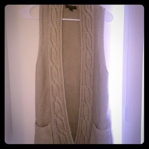 Banana Republic long open front vest beige