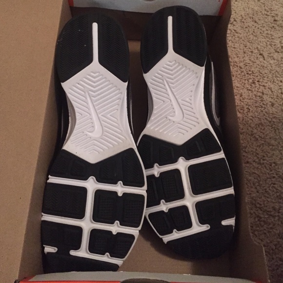 Nike In-Season Trainer 4 - Picture 2 of 4