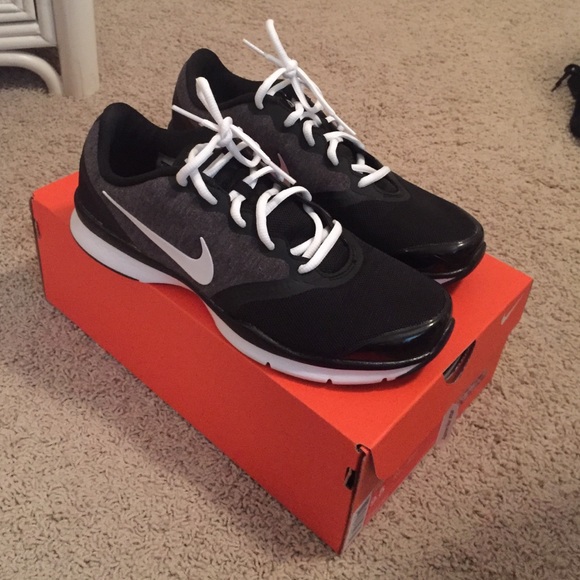 Nike In-Season Trainer 4 - Picture 3 of 4