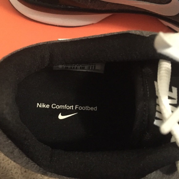 Nike In-Season Trainer 4 - Picture 4 of 4