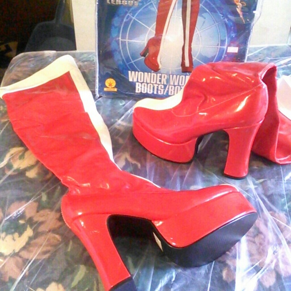 Wonder Woman Boots *Final Price*