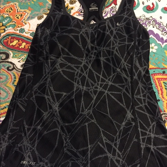 Nike dry fit tank sz M