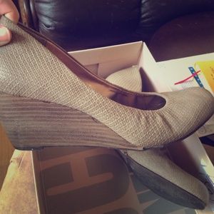 BCBG Dressy wedges