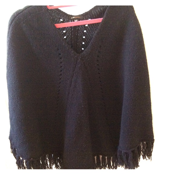 Black Poncho BCBG One-Size